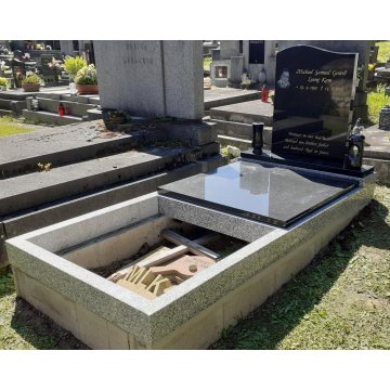 Naše realizace - jednohroby: obr.145
