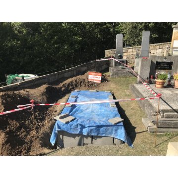 Naše realizace - hrobky, stavba hrobek: obr.228